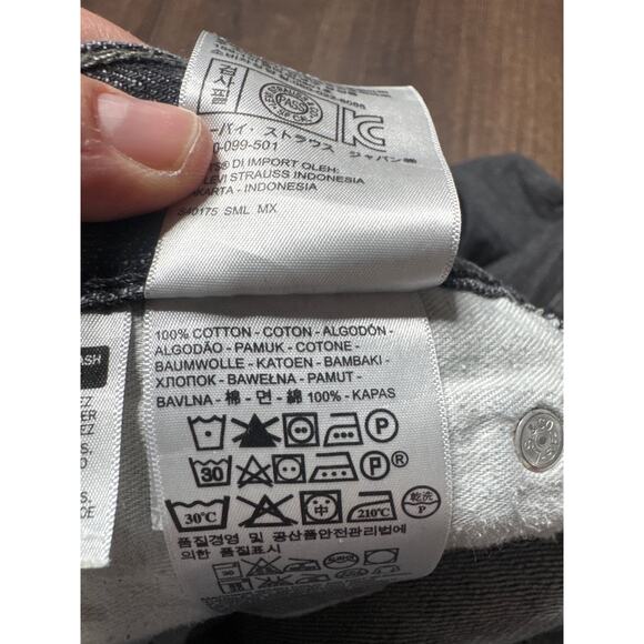 Levi’s 514 Men’s 33x32 Straight Fit Jeans Gray Faded 100% Cotton - Picture 5 of 7